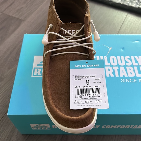 Reef F22 Cushion Coast Mid SE Shoes - NEW IN BOX - Picture 2 of 6